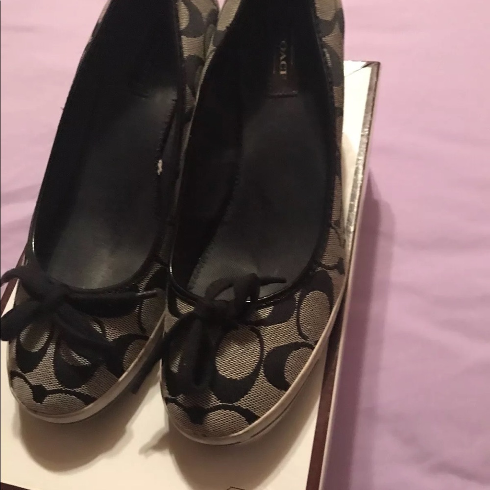 Coach shoes - Picture 2 of 3